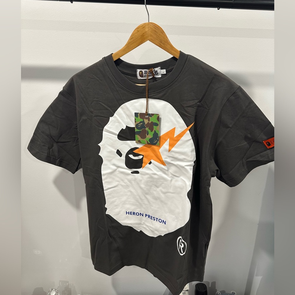 BAPE gray T-shirt size L